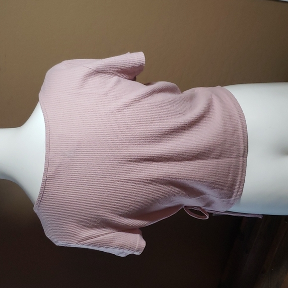 Me to We Essentials Dusty Pink Faux Wrap Cropped T-shirt (0482) 💥 - Picture 3 of 9